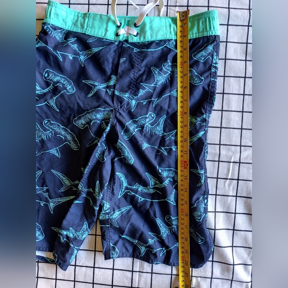 OLD NAVY Hammerhead Sharks Swim Trunks Shorts Bathing Suit Size Boys XL (14-16) - Picture 5 of 5